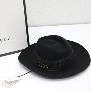Gucci Women' Fedora Hat Large Size S Black Felt Gold G Logo Wide Brim Pleated